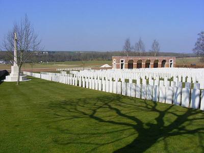 Heilly Station Militatry Cemetery, Mericourt-l'Abbé, Somme. 