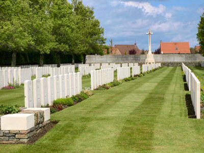 Houplines Communal Cemetery Extension