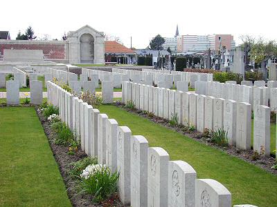 Noeux-les-Mines Communal Cemetery, Pas de Calais