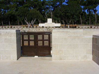 Pink Farm Cemetery, Helles