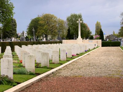 Tourcoing (Pont Neuville) Communal Cemetery