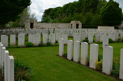 Tournai Communal Cemetery Allied Extension, Belgium