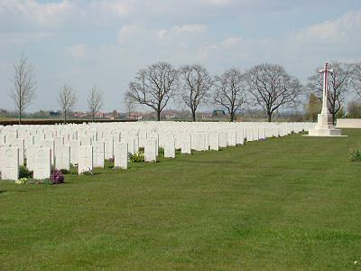 Trois Arbres Cemetery, Steenwerck, France Nord