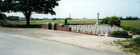 Canada Cemetery, Tilloy-les-Cambrai
