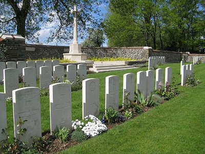 Contalmaison Chateau Cemetery