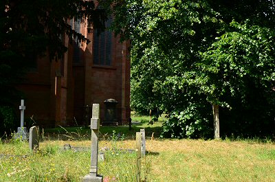 Kidderminster (St John The Baptist) Churchyard