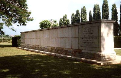 Madras 1914-1918 War Memorial, Chennai, India