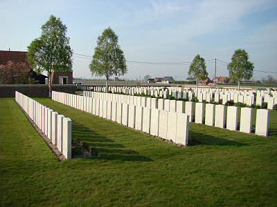 Mendinghem Military Cemetery