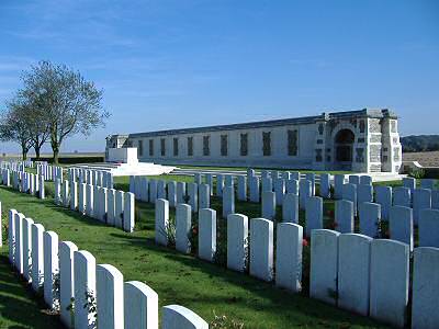 Caterpillar Valley Cemetery, Longueval