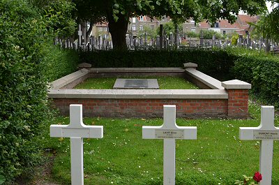 Veurne (Furnes) Communal Cemetery