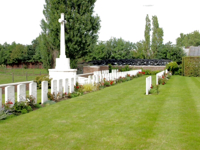 Ruisseau Farm Cemetery