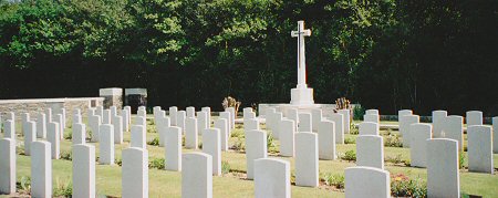 Thiennes British Cemetery