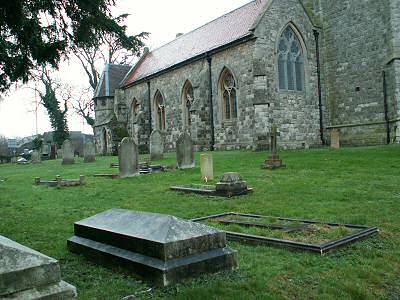 Widford (St Mary) Churchard